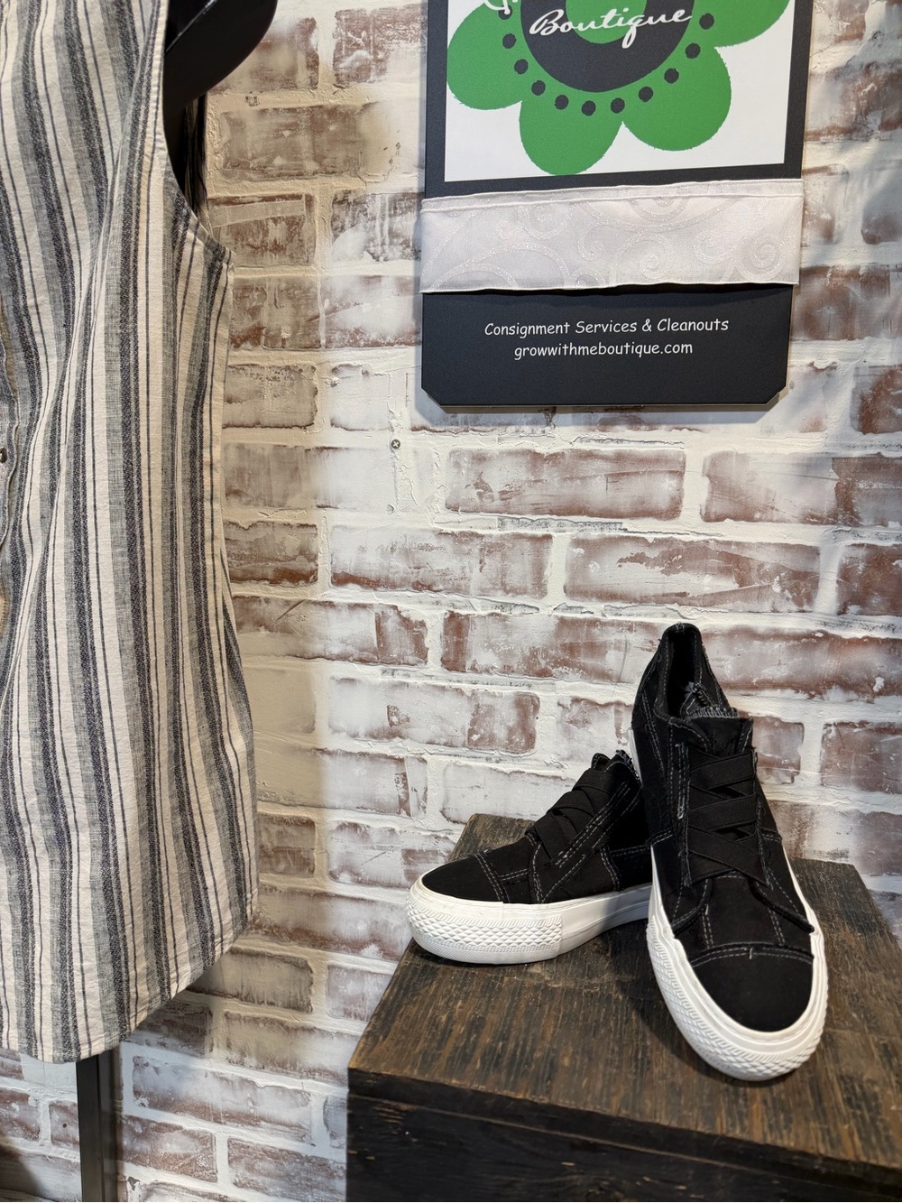 Blowfish Black and White low-Top Sneakers
